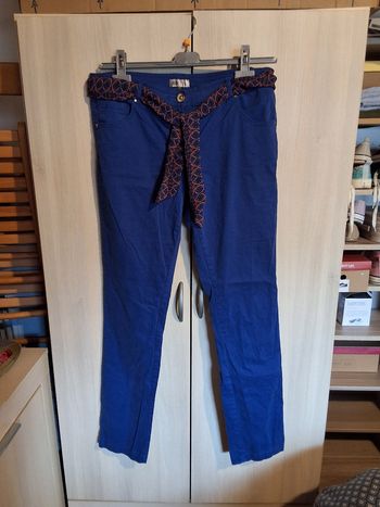 Pantalon bleu foncé