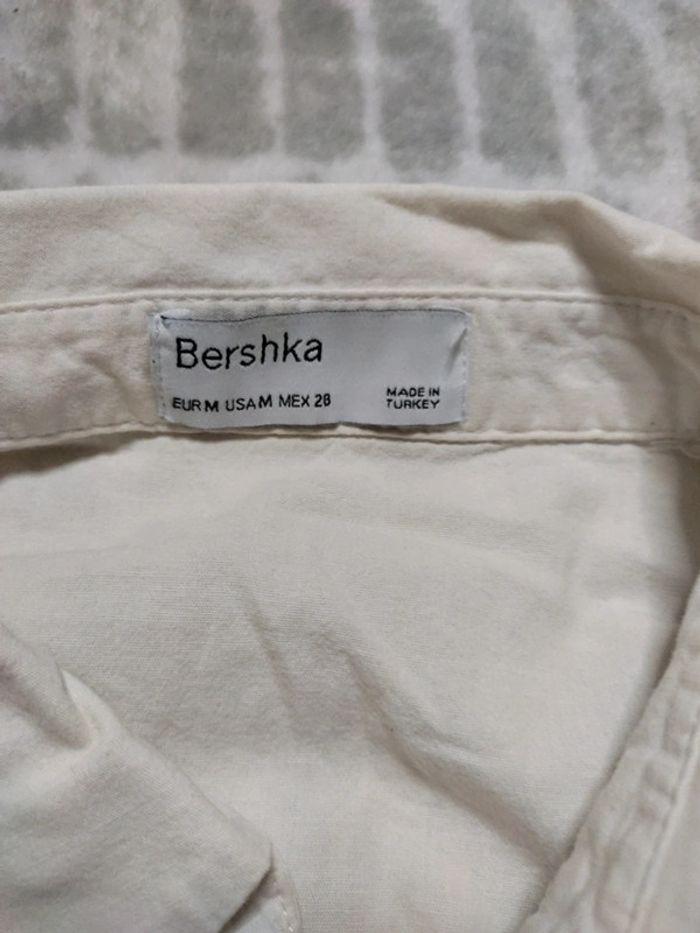 Chemise blouse manches longues écru courte effet bustier Bershka taille 38 - photo numéro 3