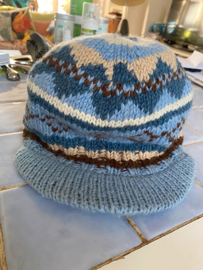 Casquette en laine - photo numéro 2