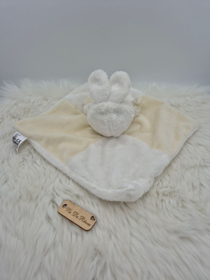 Doudou plat Ours déguisé lapin blanc
crème oiseau Gémo - photo numéro 3