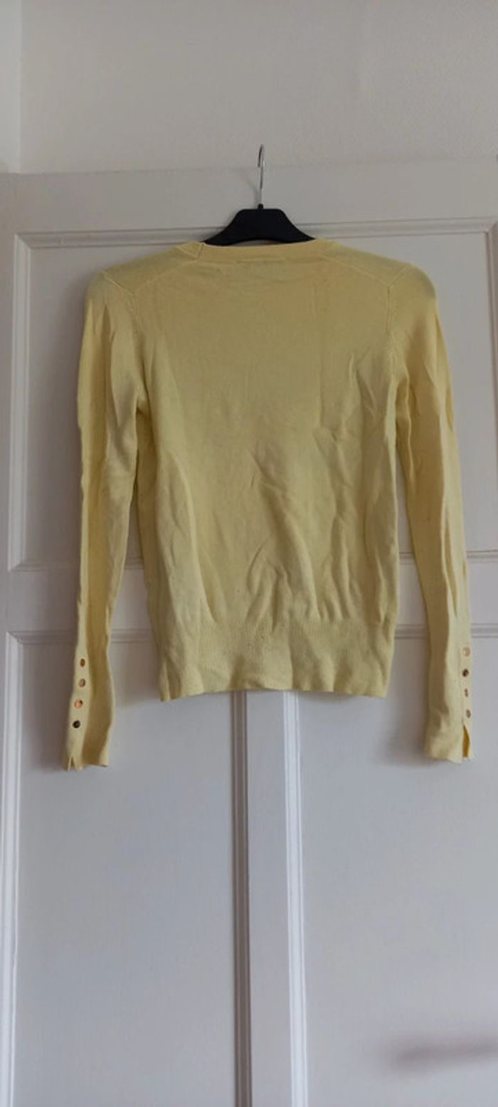 Pull jaune zara 36 décoration dorée aux manches effet boutons - photo numéro 2