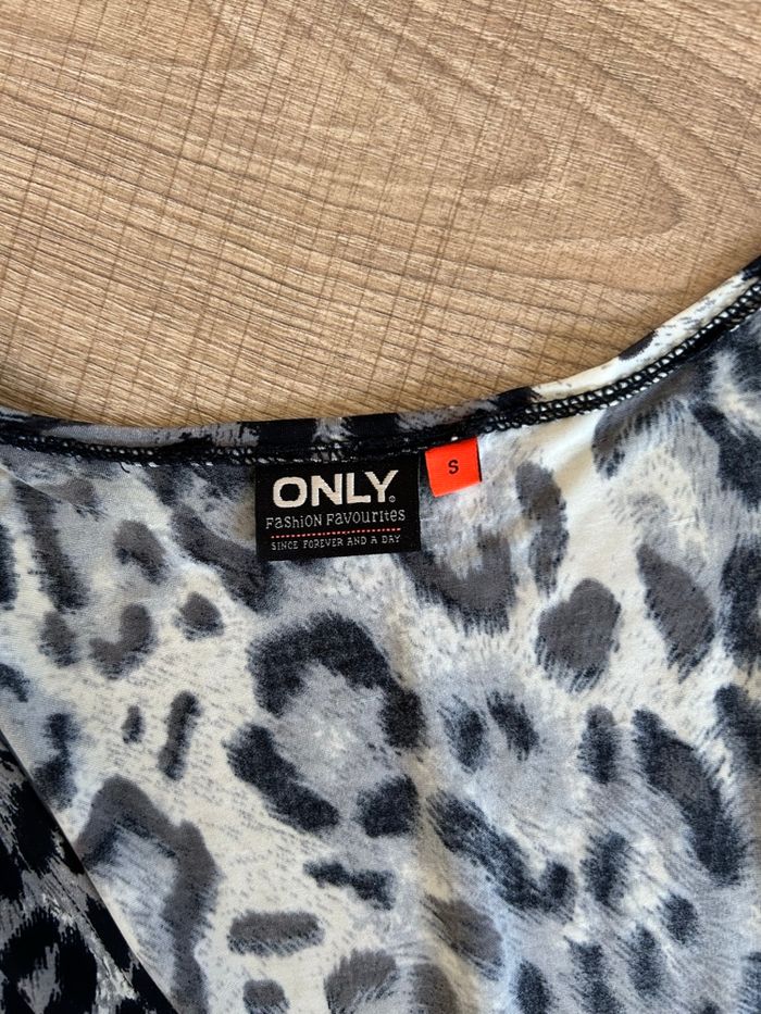 Combinaison léopard sans manches Only taille S TBE (taille grand) - photo numéro 10