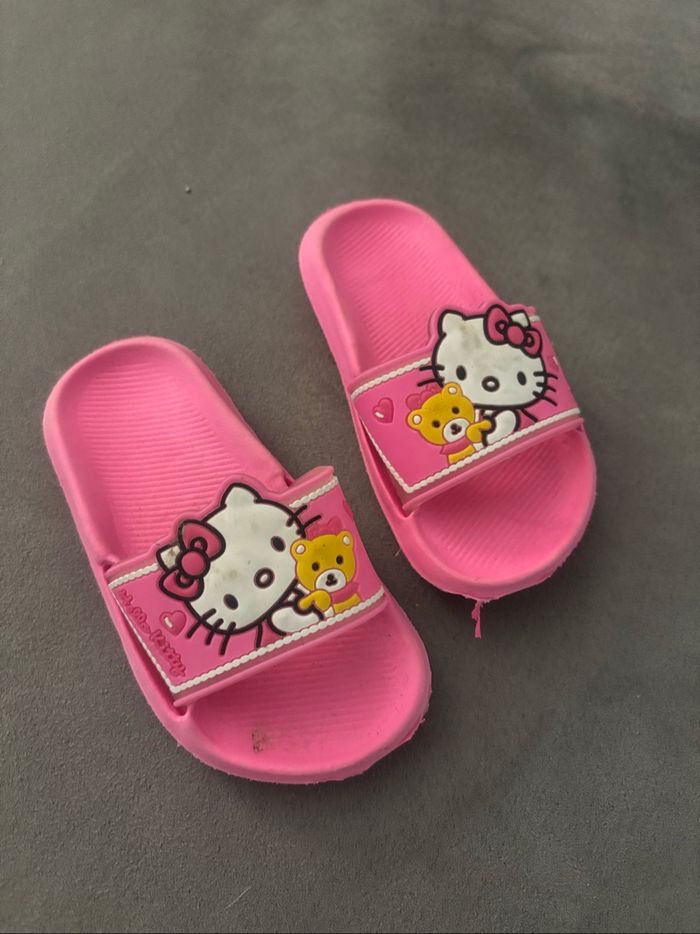 Claquettes hello Kitty 24