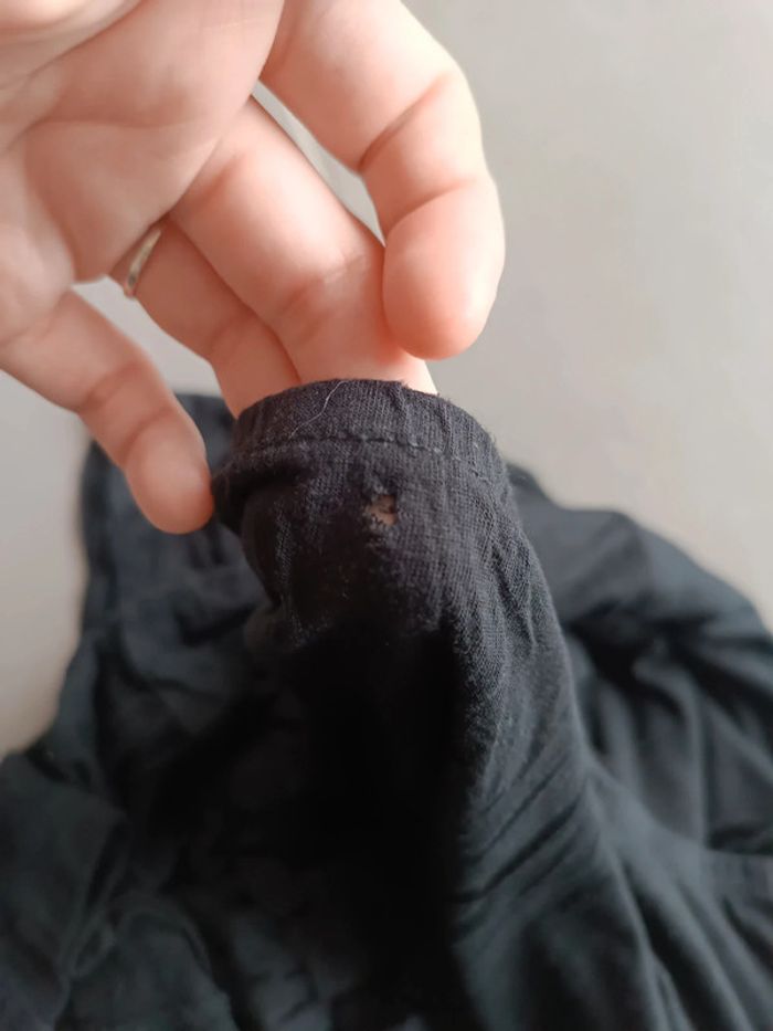 Bustier noir avec des volants - photo numéro 3