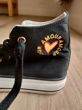 Basket montante Amour taille 37