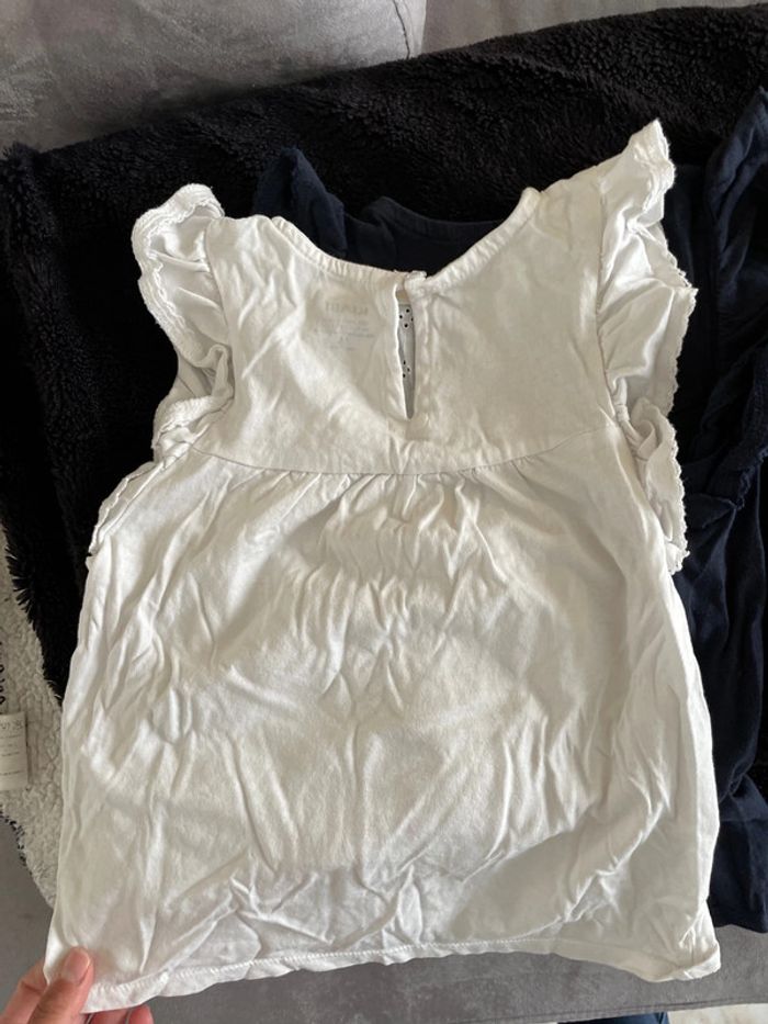 Lot 2 t shirt taille 6 ans - photo numéro 5