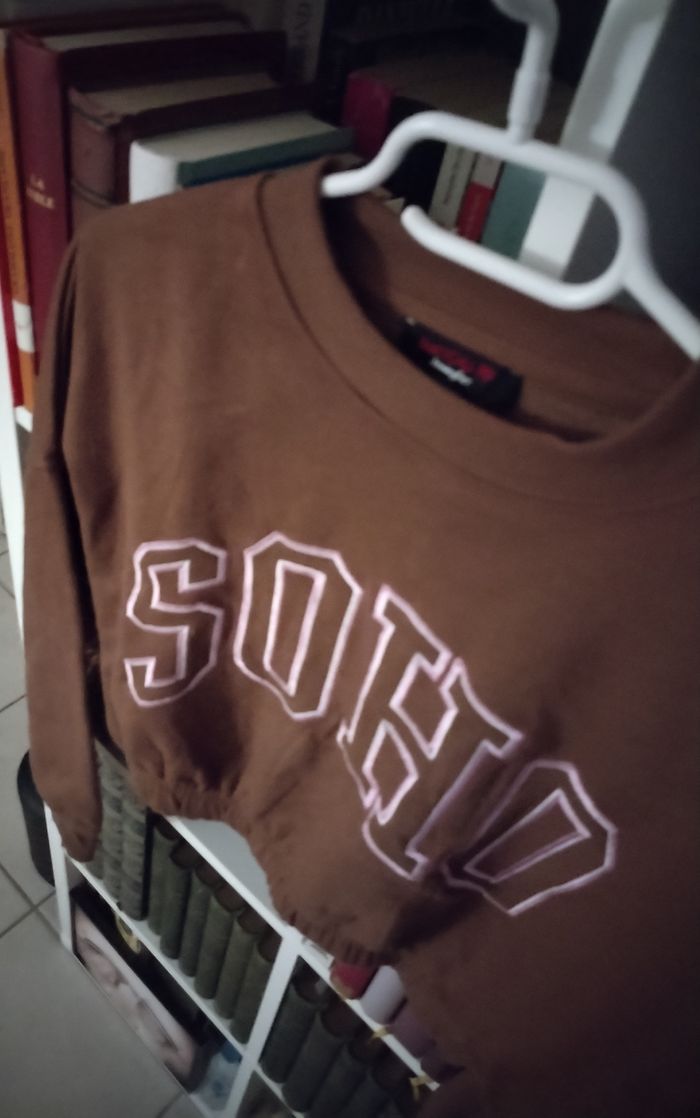 Pull court "Jennyfer" neuf - photo numéro 3