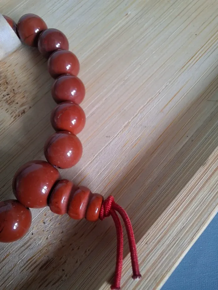 Bracelet en Jaspe rouge – Énergie & Protection - photo numéro 3