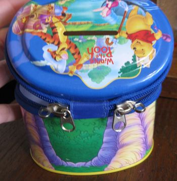 tirelire winiie l'ourson