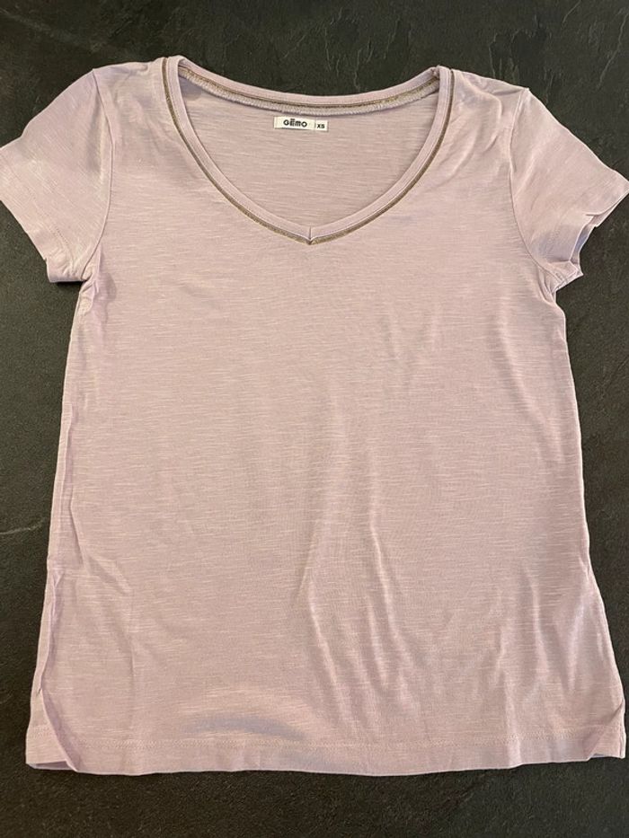 T-shirt violet