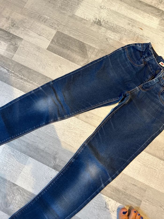 Jeans levis - photo numéro 3