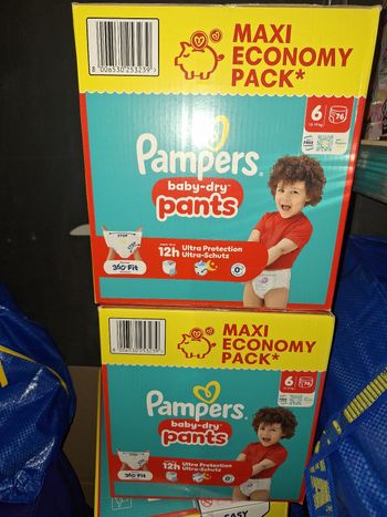 2 cartons taille 6 Pants Pampers