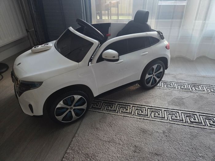 Voiture electrique enfant - photo numéro 2