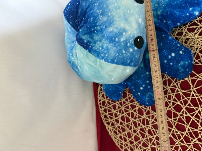 Peluche réversible. Pieuvre bleue et violette galaxie visage joyeux/triste - photo numéro 2