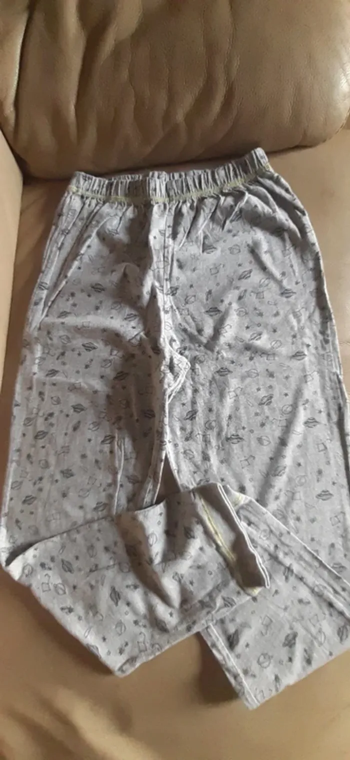 Pyjama Space 14 ans - photo numéro 4