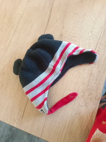 Bonnet 3 mois Mickey mouse