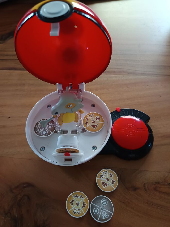 Pokeball attaque surprise osselet - photo numéro 2