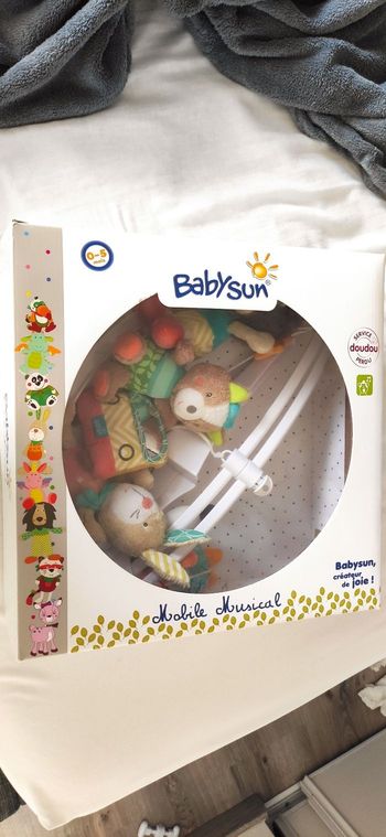 Mobile musical baby Sun