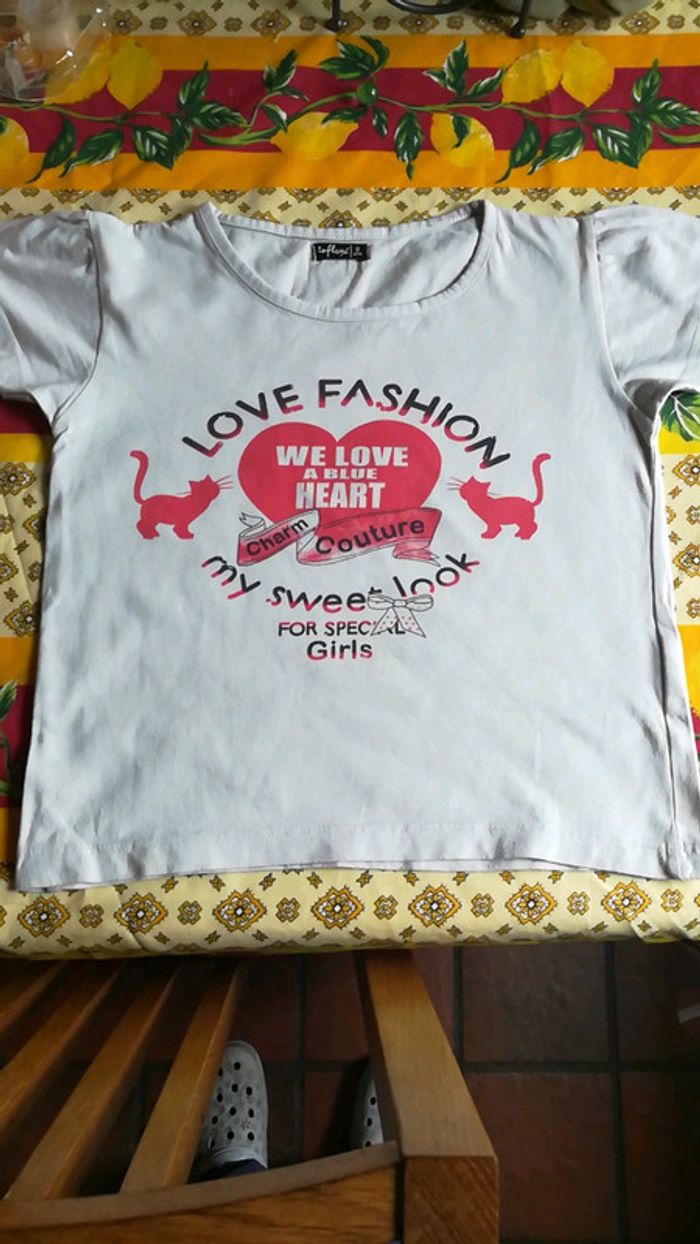 Tee shirt manches courtes 8 ans