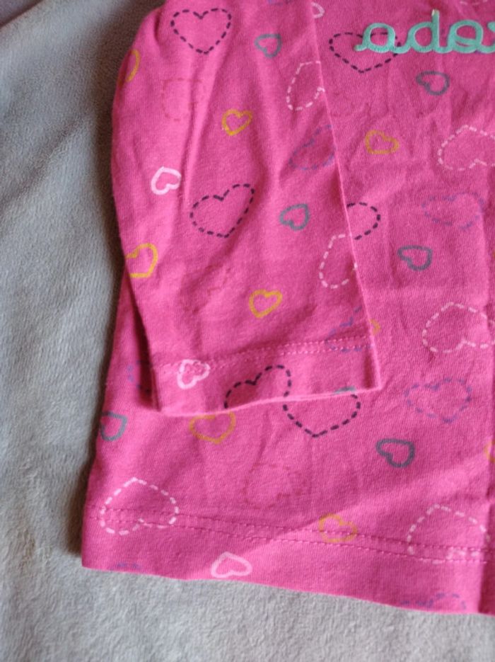 Tee shirt manches longues Fille 12 mois cœur "adorable" Mots d'enfants - photo numéro 3