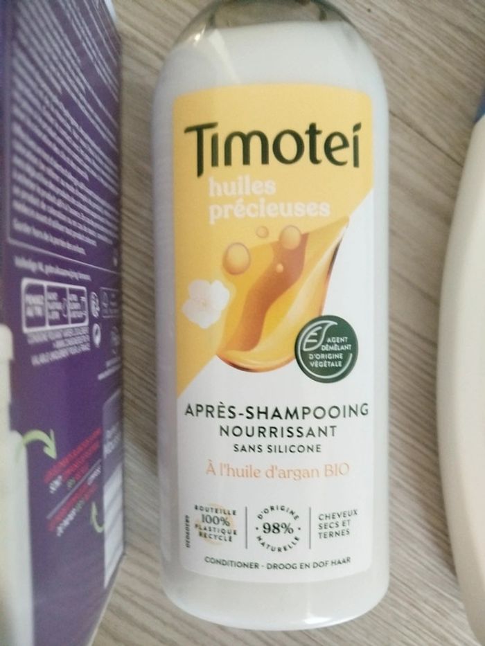 Lot soins cheveux neuf - photo numéro 3