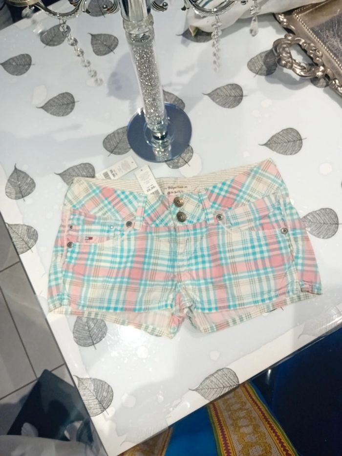 Short tommy hilfiger taille 29