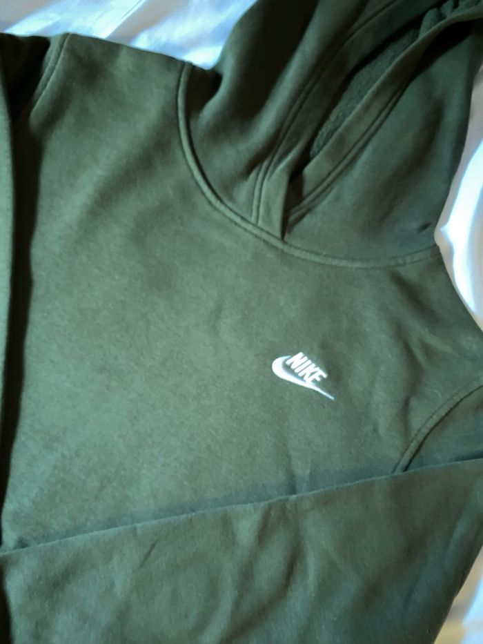 Lot de 4 sweats Nike - photo numéro 3