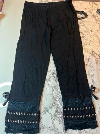 Legging court  à strass et dentelle