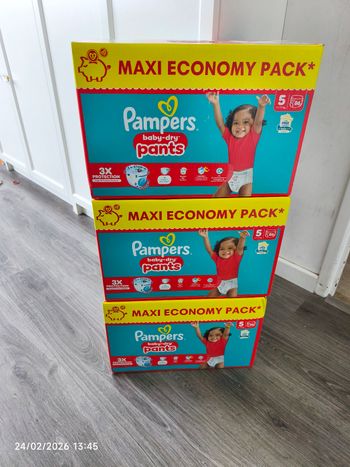 3 cartons Pampers Taille 5 