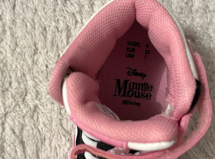 Chaussures minnie taille 23 neuve - photo numéro 2