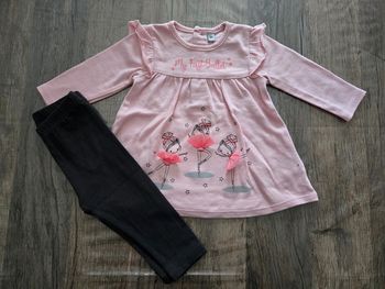 Ensemble tee shirt et leggings