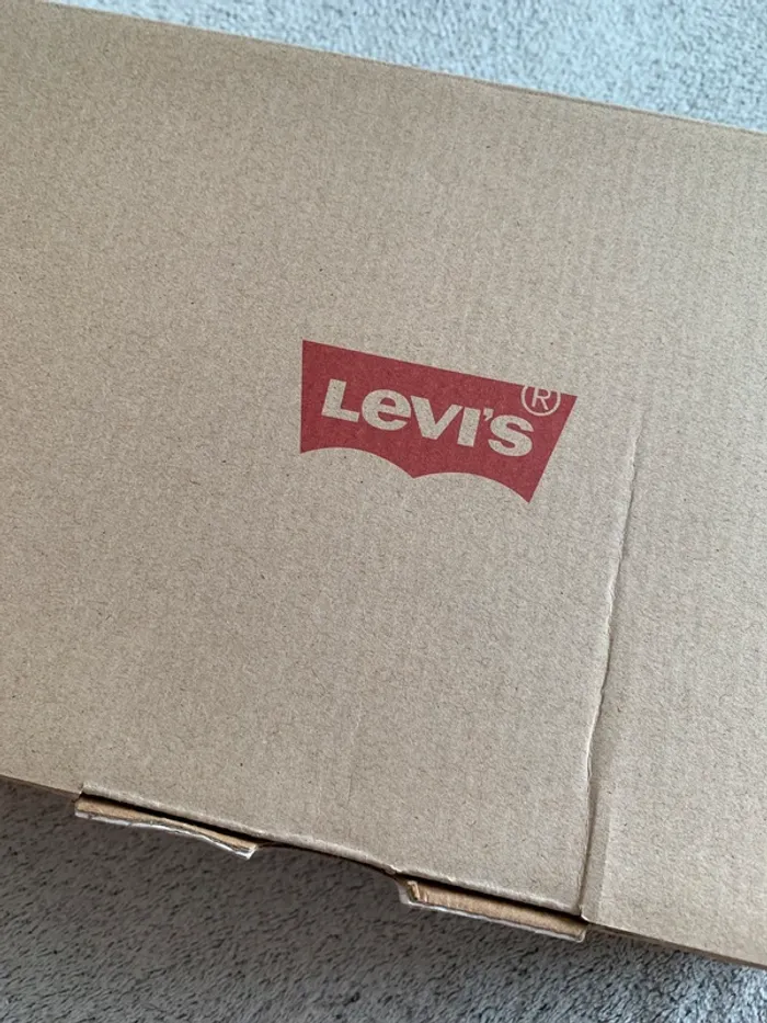 Chaussure Levi's poiture 40 - photo numéro 7