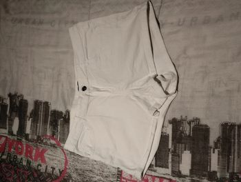Short blanc