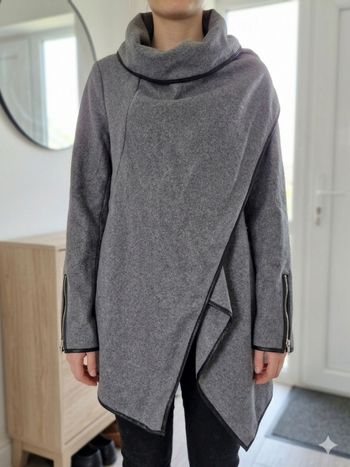 Magnifique veste drapée croisé déco zip 