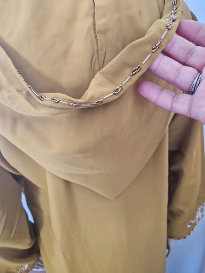 Djellaba brodée 💛 - photo numéro 11