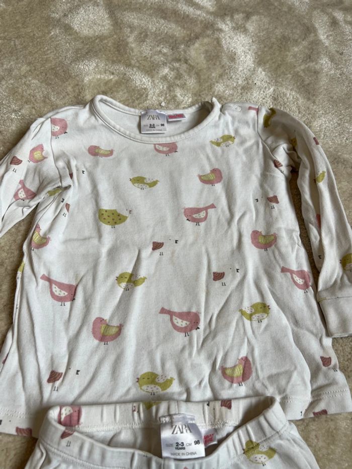 Pyjama taché - photo numéro 3