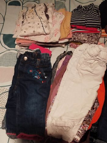 Lot de vêtements fille