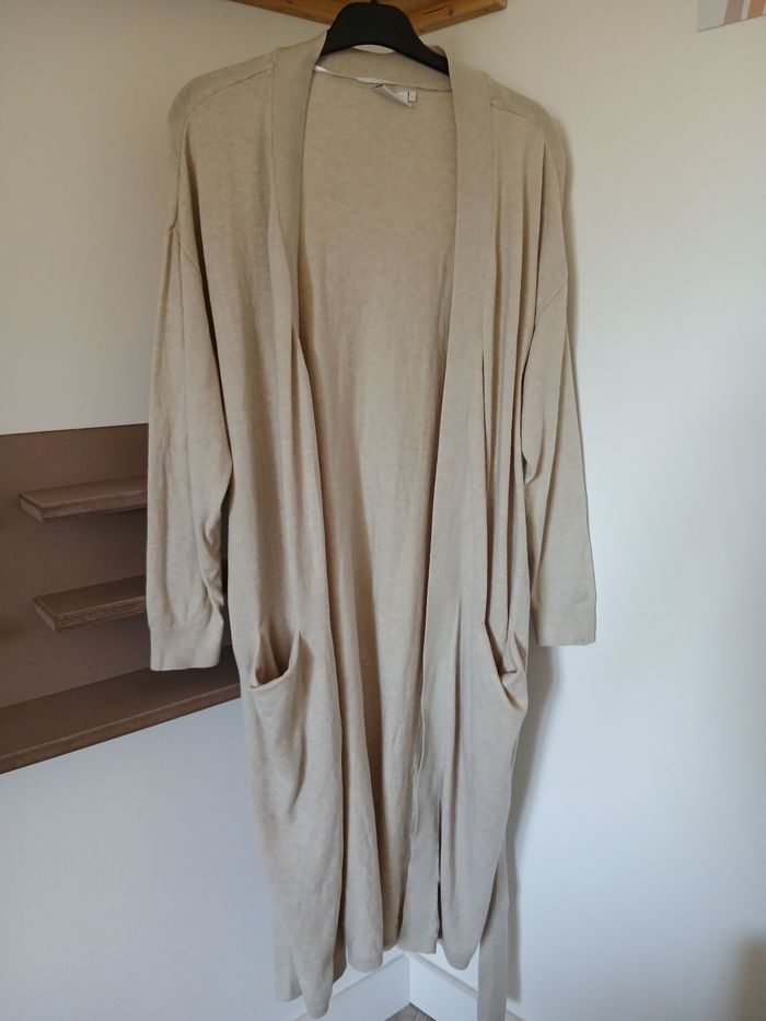 Cardigan de grossesse