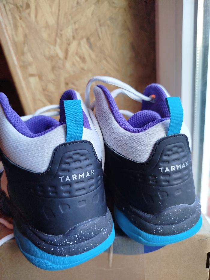 Chaussures de sport junior Tarmak Decathlon