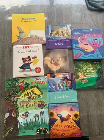 Lot de livres enfants 365 bisous, croquette, katsi , la petite poucette