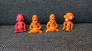 Lot de petits monstres