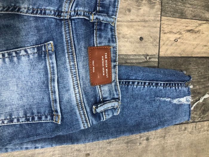 Neuf jeans - photo numéro 3