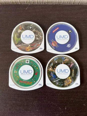 Lot de 4 jeux PSP UMD x4 Japon 🈺