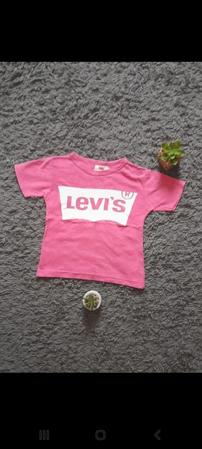 T-shirt Levi's