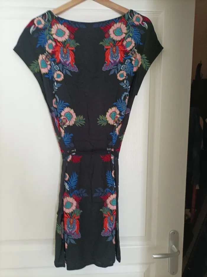 Robe style asiatique - photo numéro 2