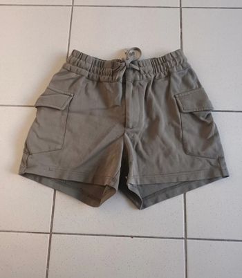 Short Amisu taille 34