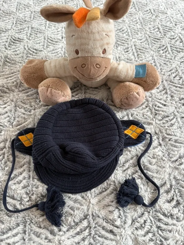 Lot écharpe, chapeau et gants DPAM - photo numéro 5