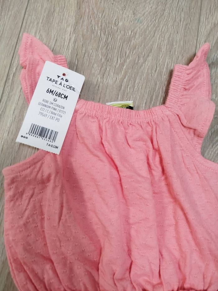 Robe tao 6 mois neuf 👧 - photo numéro 3