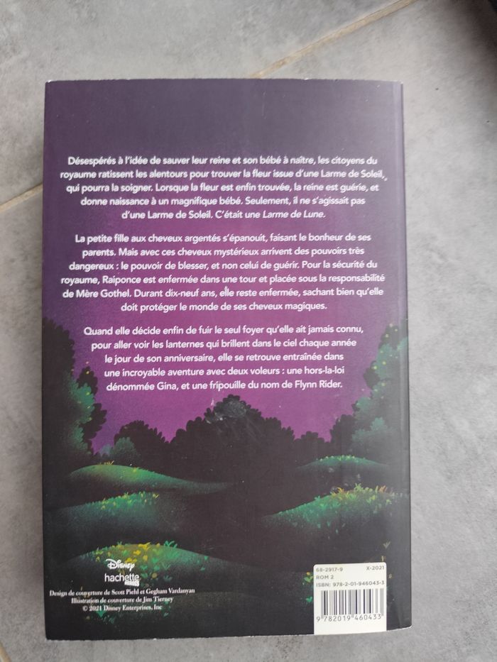 Livre twisted tale Disney - photo numéro 2