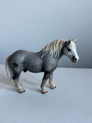 Cheval Schleich